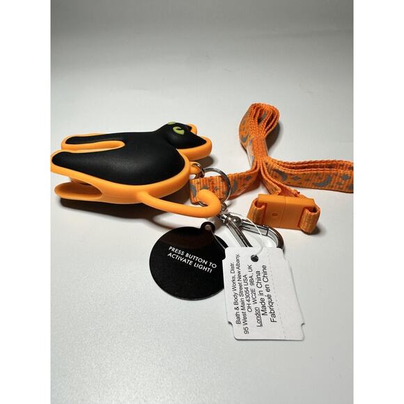 Bath & Body Works Light-Up Glow Black Cat Pocket Bac Lanyard Key Chain Halloween - Picture 3 of 4